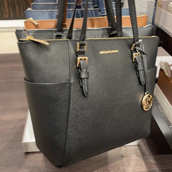 MICHAEL KORS CHARLOTTE LARGE TOP ZIP  Tote bag - Picture 8 of 16